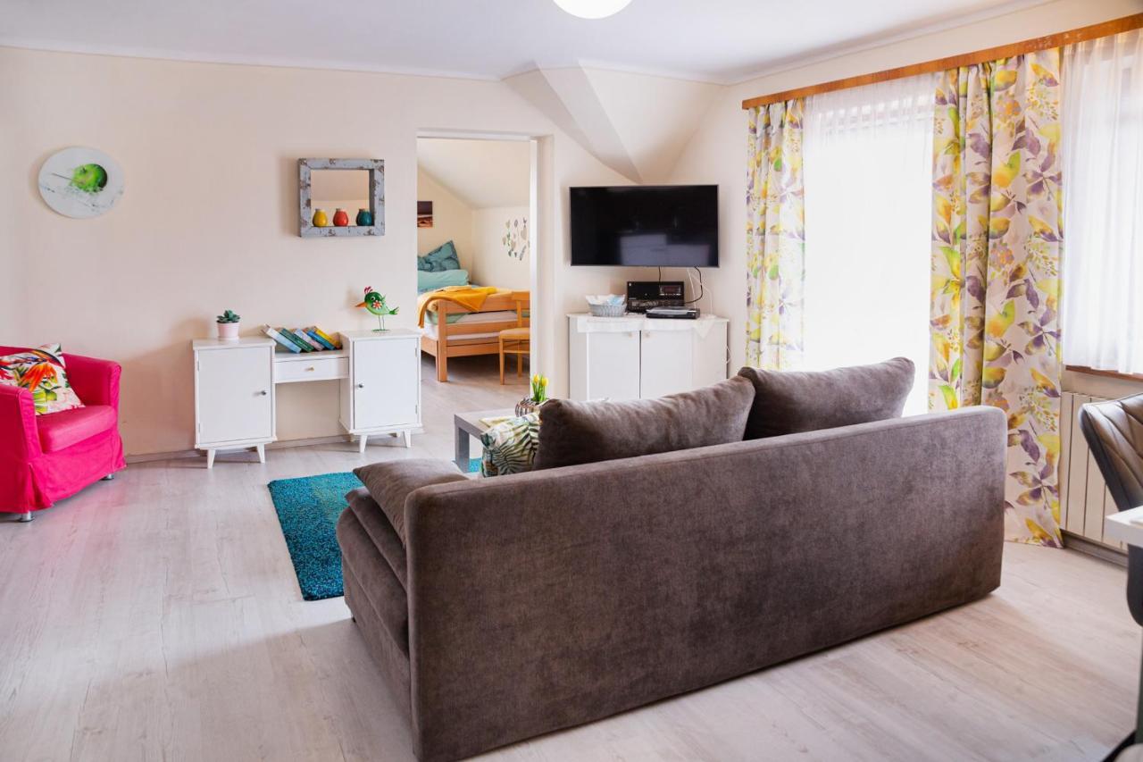 Haus Christina Appartement Seeboden Buitenkant foto